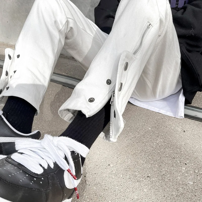 Straight Jeans Men Spring Boyfriend Jeans Streetwear Skinny Cacual Designer Button Denim Pants Hiphop High Street Zipper Trouser