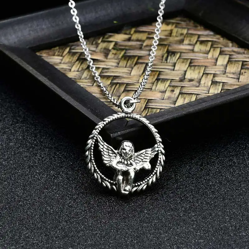 

XIAOBOACC INS Style Necklace for Men and Women Titanium Steel Angel Hip Hop Couple Sweater Chain Pendant Free Shipping