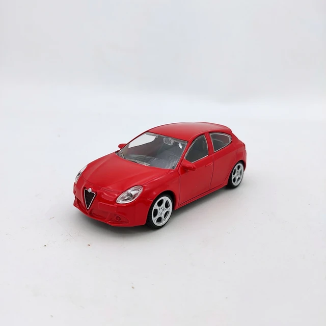 Alfa Romeo из бумаги