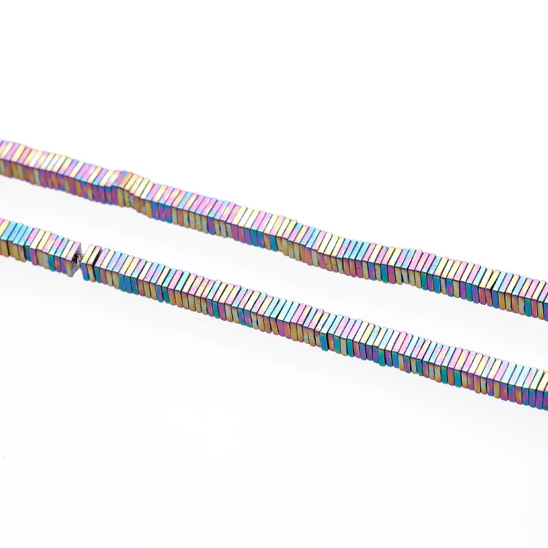 Небольшие квадратные бусины с гальваническим камнем черного цвета небольшие из