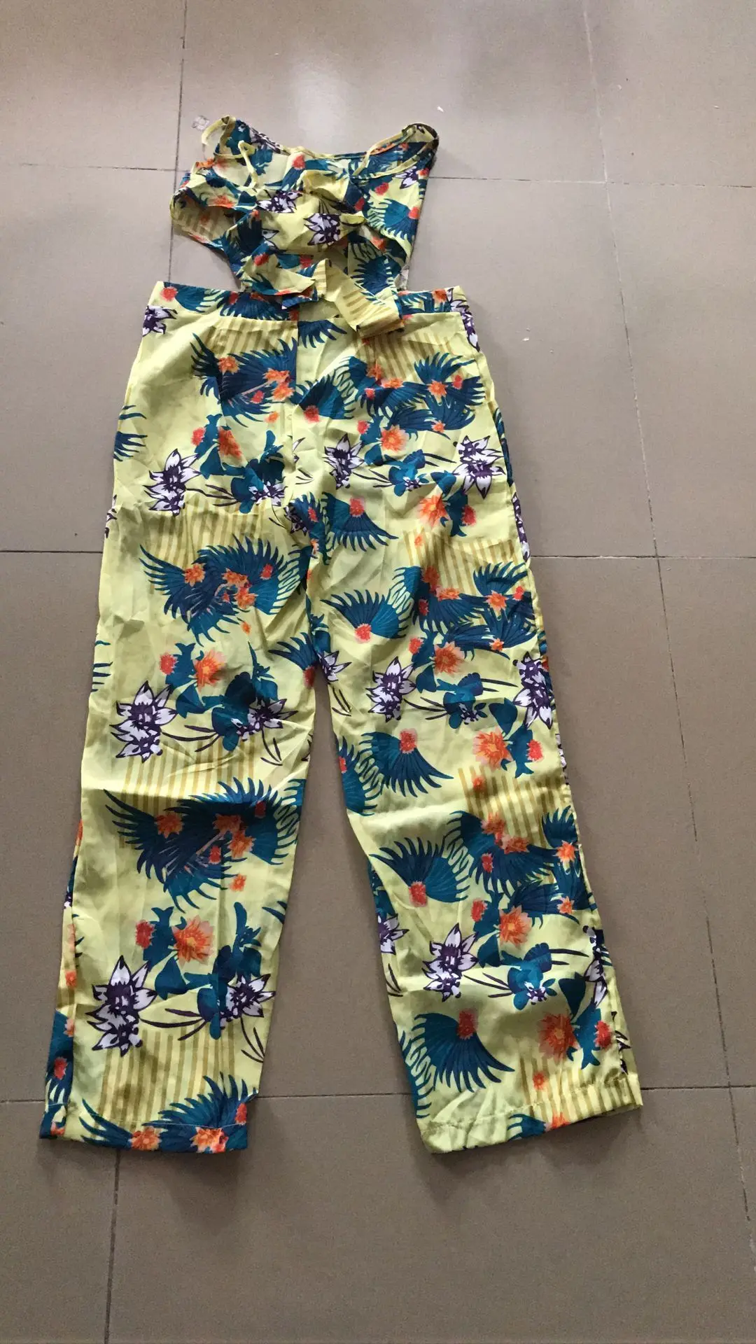 

Stylish hot style print halter pants with backless body jump suits for women tie dye jumpsuit for women