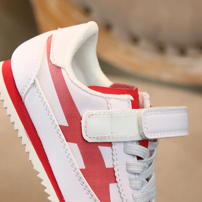 Детские спортивные кроссовки сетчатые повседневные Брендовые для мальчиков