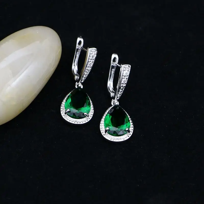 Женский ювелирный комплект из колье и серёг серебра 925 пробы | Украшения