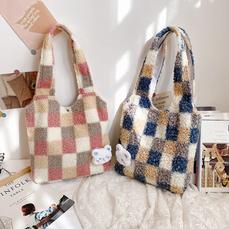 

Lambswool Plaid Pattern Totes Bags For Women Large Capacity Plush Woman Handbags Winter Soft Plush Big Shopper Women's Bag New