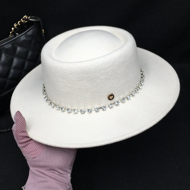 

New winter white wool felt women's hat British socialite edition black women's caps tide bore Fedora fashion