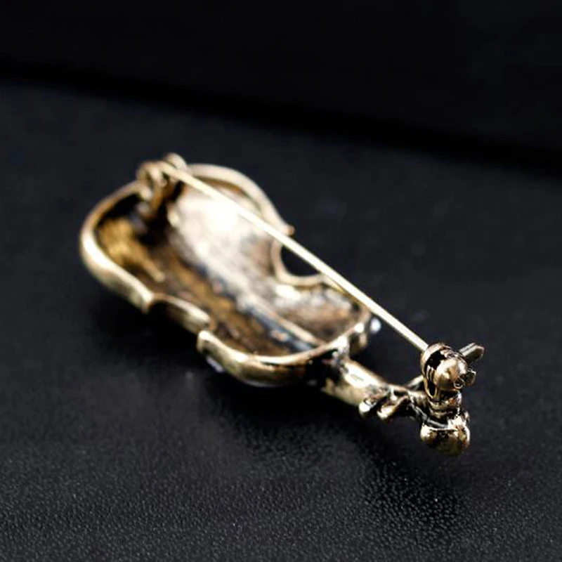 

Guitar Violin White Gold Shell Enamel Violin Guitar Brooches Women Alloy Weddings Banquet Brooch Pins Gifts