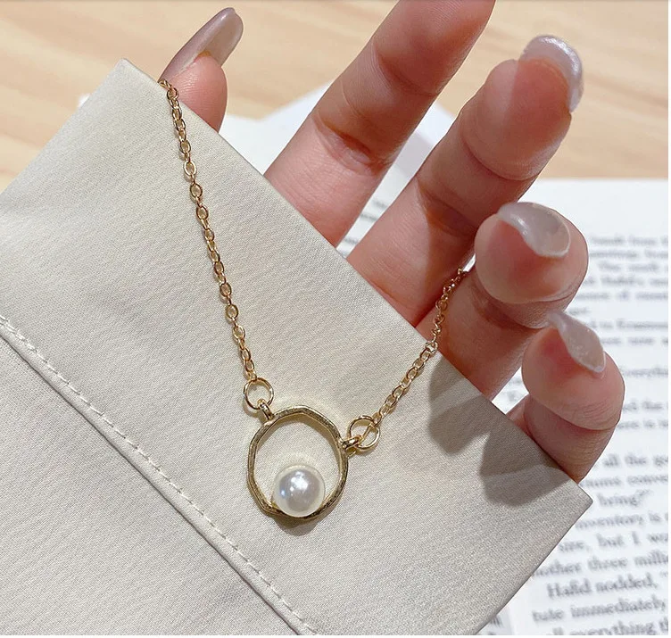 

Elegant Exquisite Women Zinc Alloy Clavicle Choker Circle Pearl Pendant Casual Party Geometric Gold Necklace Jewelry