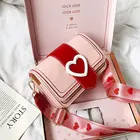 Женская сумка через плечо, из искусственной кожи, с ремешком в форме сердца