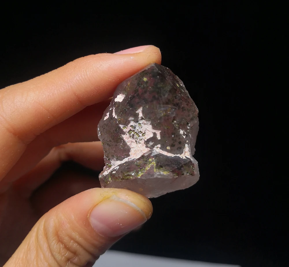

24g NATURAL Crystal Red Quartz SPECIMENS Form Jiangxi ProvinceCN A1-4