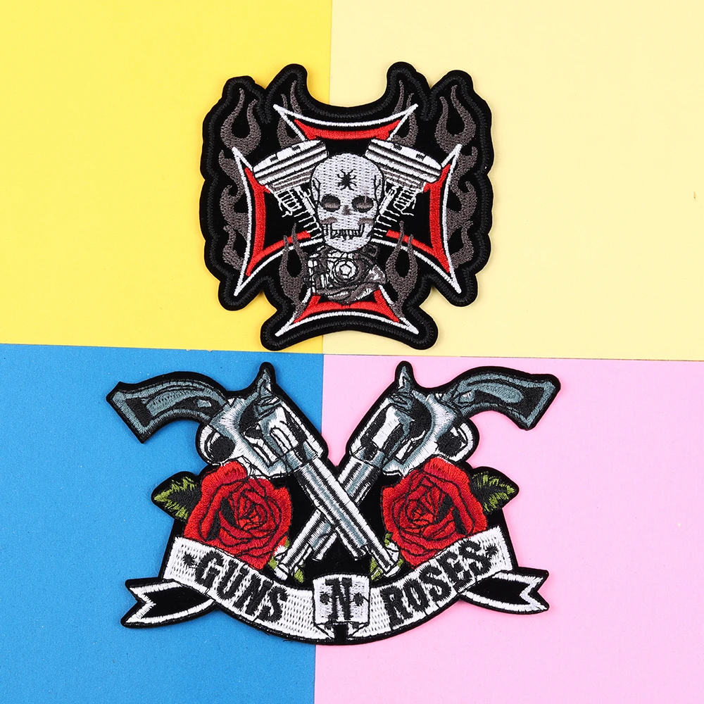Пистолет цветок розы аппликация Одежда с вышивкой в виде черепа патч ткань