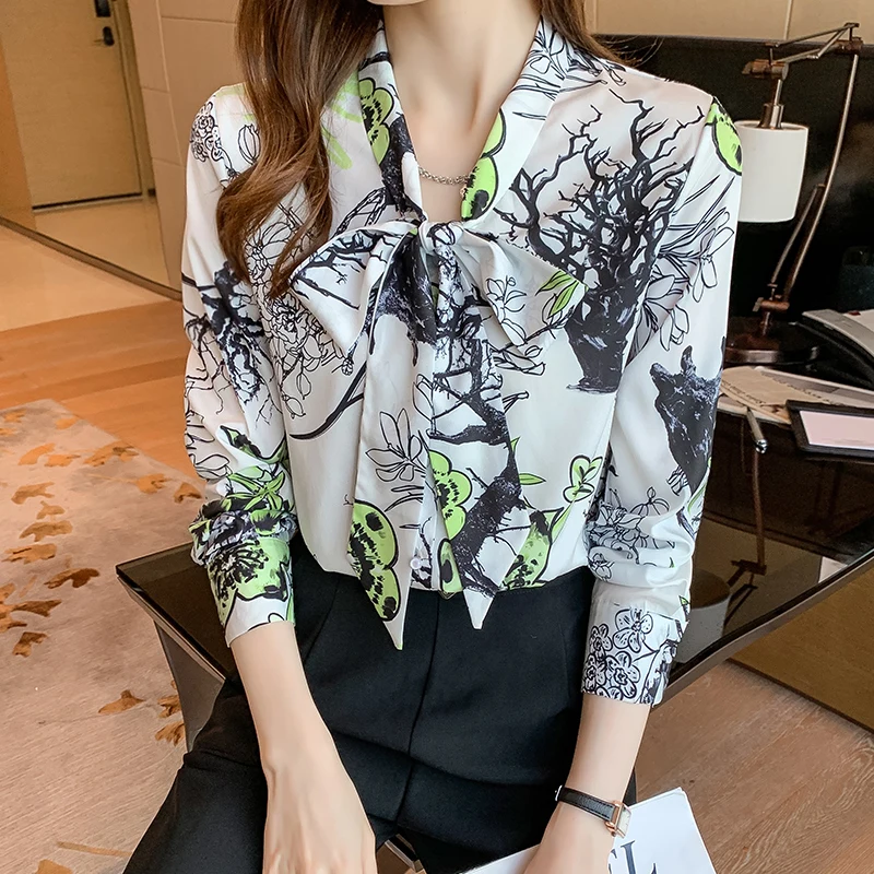 

Chikichi 2021 Spring and Autumn New French Retro Loose High-end Printed Bow Chiffon Button Long-sleeved Shirt Women