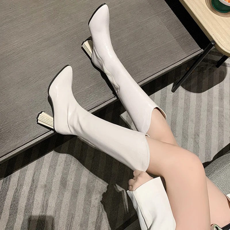 

Женские облегающие сапоги до бедра на платформе, высокие сапоги на толстой подошве, женская обувь, черные зимние длинные мотоциклетные сапо...