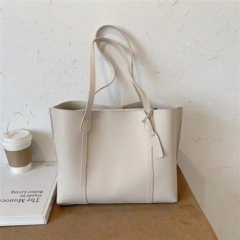 

Large capacity bag women's bag 2021 new fashion leisure tote bag simple ins one shoulder portable class bag