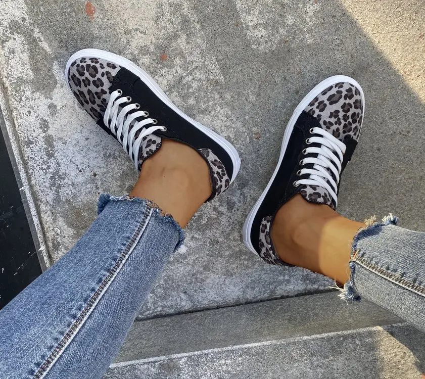 

Spring Autumn Canvas Fabric Lace-up Women Flats Casual Shoes Woman Plus Size Boots Outdoor Shoe Chaussures Femme Zapatos Mujer