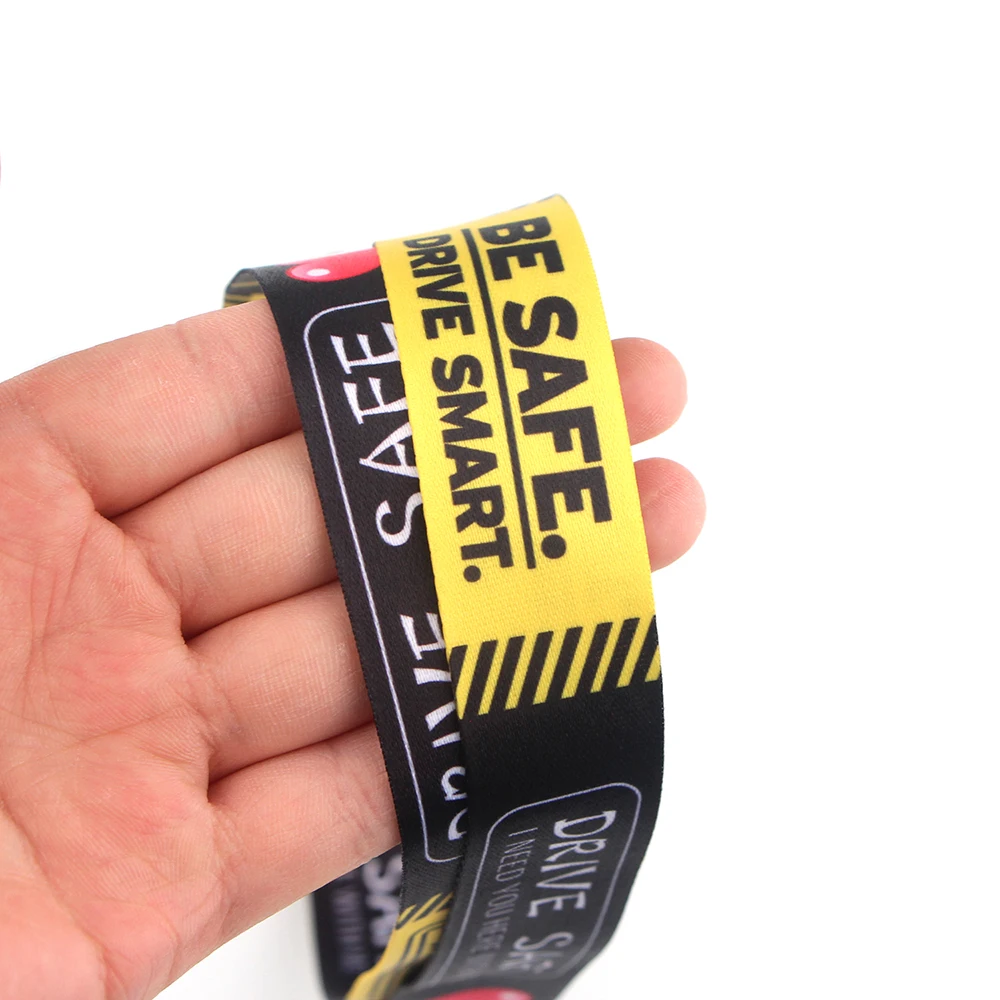 

ZF1296 1pcs High Quality Drive Safely I need you here with me use safety belt Warning Lanyard Trucker Gifts