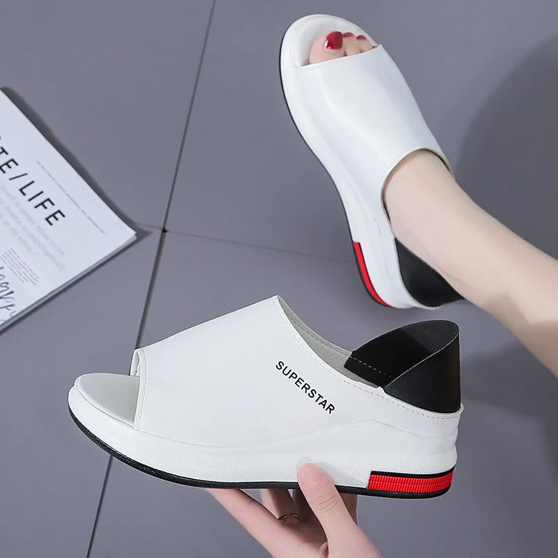 2019 г. Новая женская обувь из микрофибры большого размера спортивная модная с