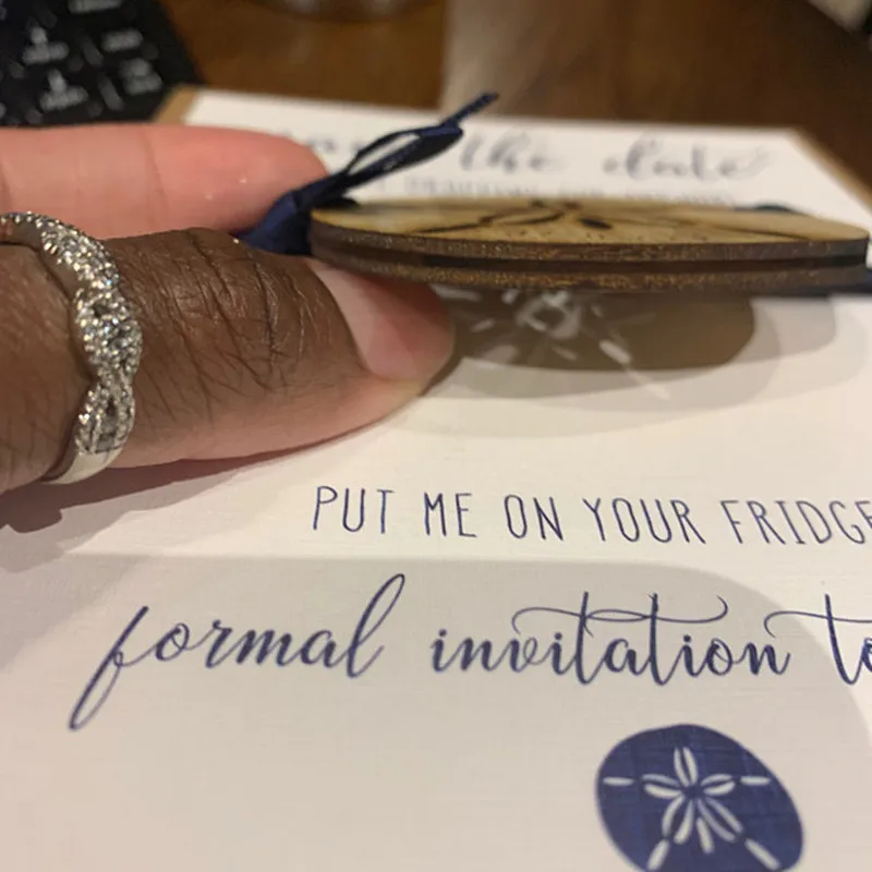 Свадебные деревянные магниты лазерной резки магнитные сохраняют дату