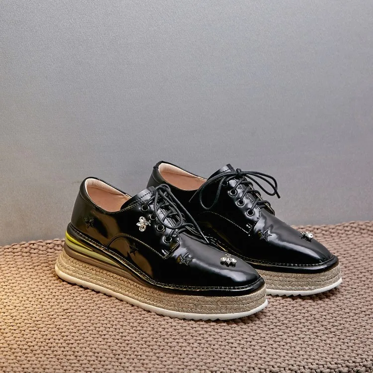 

New single shoes in spring and autumn 2021 women's diamond embroidered thick bottom waterproof platform cow leather muffin