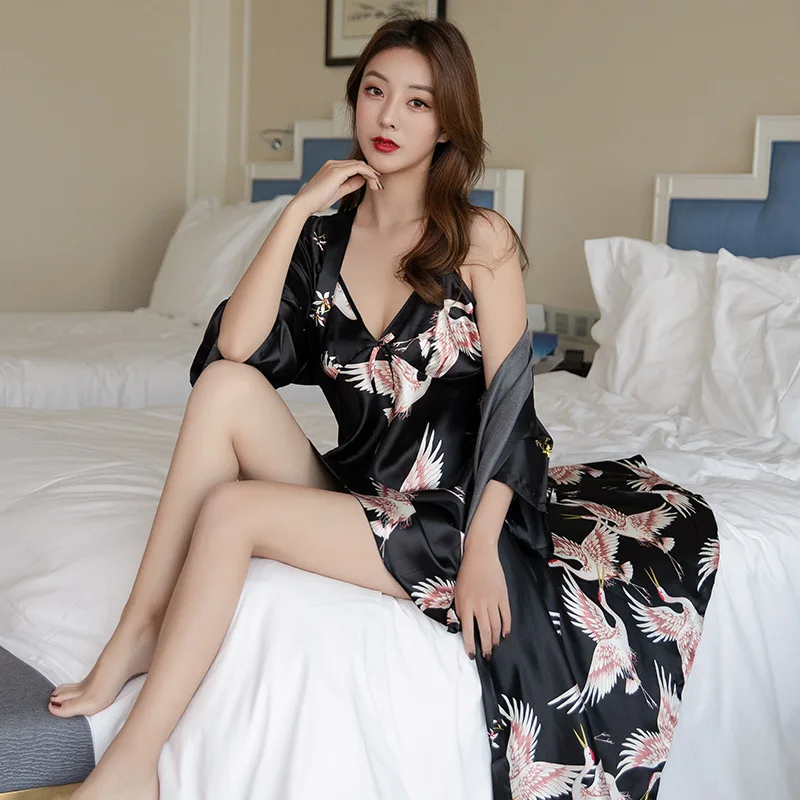 

Women Pajamas High Quality Unisex Long Sleeve Ice silk Pajamas Fashion Nightdress Home Wear Comfortable Summer cardigan Pajamas