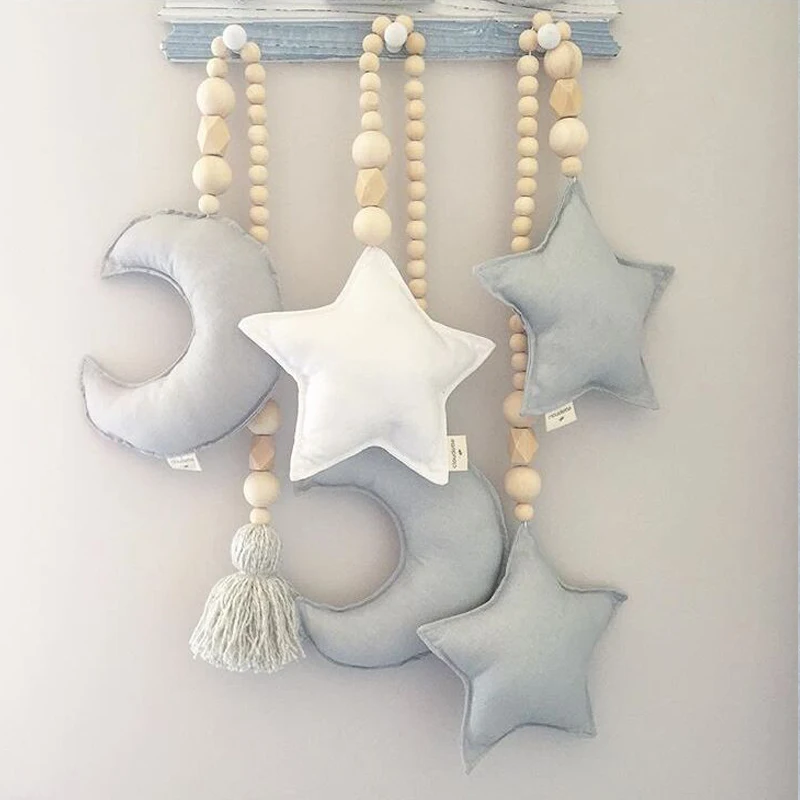 Детская подушка-погремушка QWZ декоративная подушка в скандинавском стиле с Луной