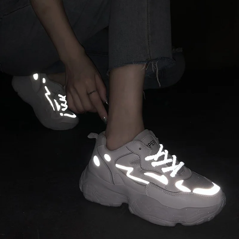 Новинка 2020 года Женская Вулканизированная обувь Светоотражающие женские