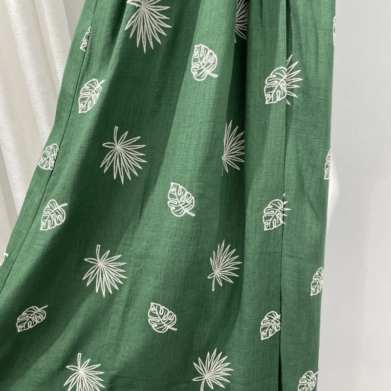 

2021 New Summer Women Floral Embroidery Dresses Sexy V-Neck Boho Beach Short Sleeve Vintage A-Line Midi Dress Wrap Sundress Robe