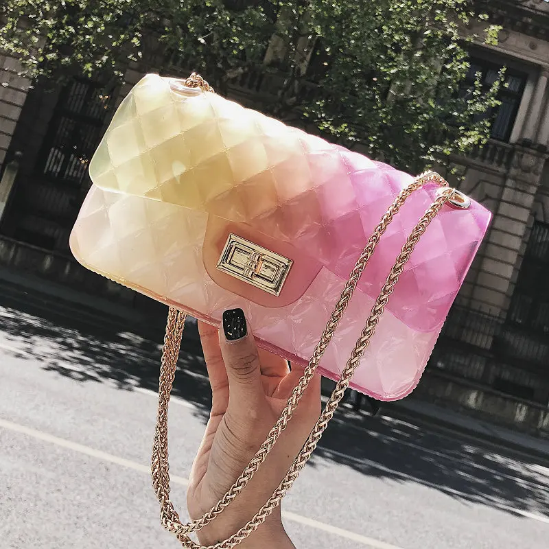 

Сумка-мессенджер Женская на цепочке, модный саквояж на плечо из ПВХ с градиентной прострочкой, портфель кросс-боди с клапаном