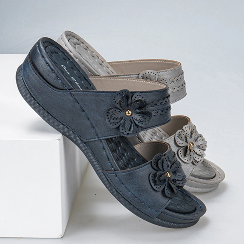 

Women's New One-line Slippers Wedge Heel Platform Embroidered Flower Sandals European American Round Head Ladies Sandals