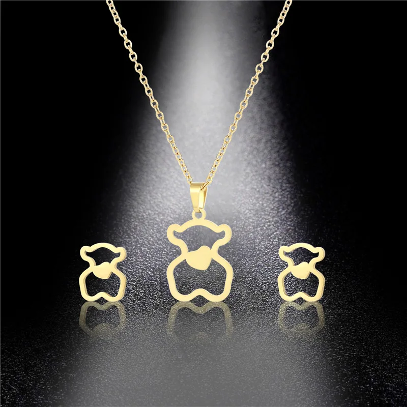 

Stainless Steel Minimalist Jewelry Set Cute Bear Necklace Love Heart Bear Pendant Necklace Earrings for Women Hip Hop Punk choke