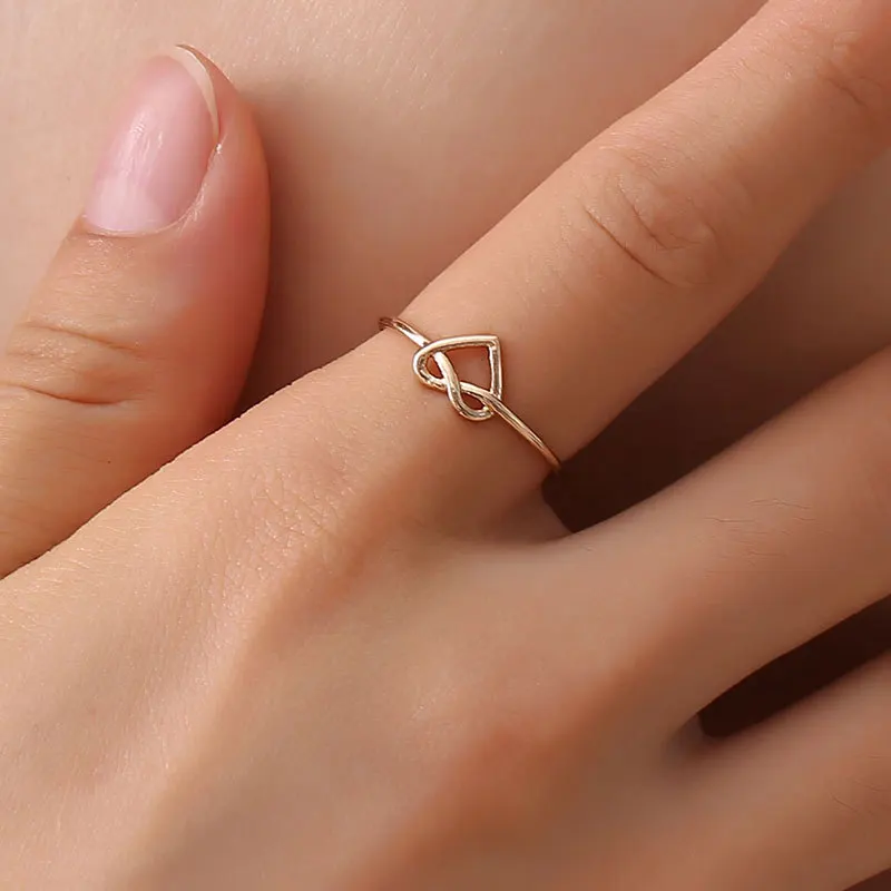 

Kpop New Knotted Rings for Women Simple Hollow Heart-shaped Opening Adjustable Peach Heart Fashion Nuckle Ring