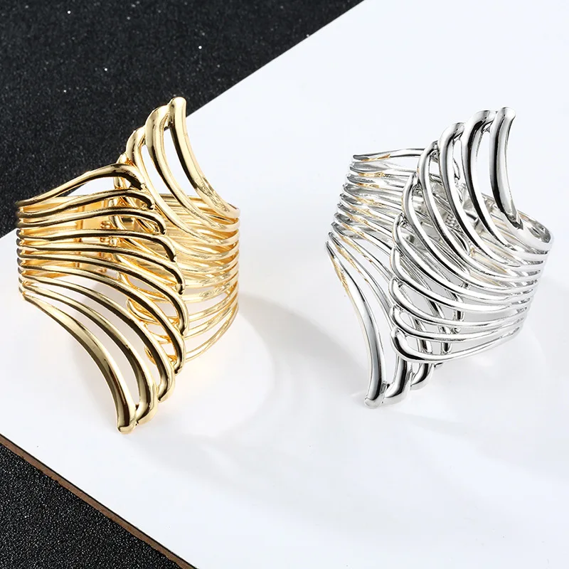 

Европейский и американский модный Индивидуальный геометрический металлический браслет с крыльями, женское простое украшение для вечеринк...