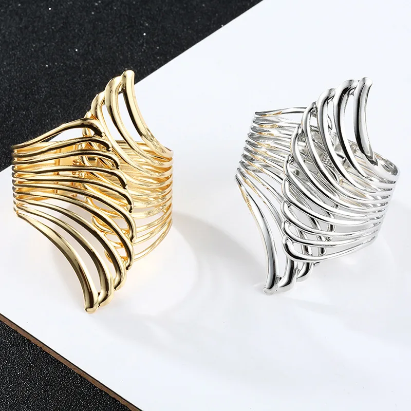 

European and American fashion personality geometric metal wings bracelet feminine simple party jewelry