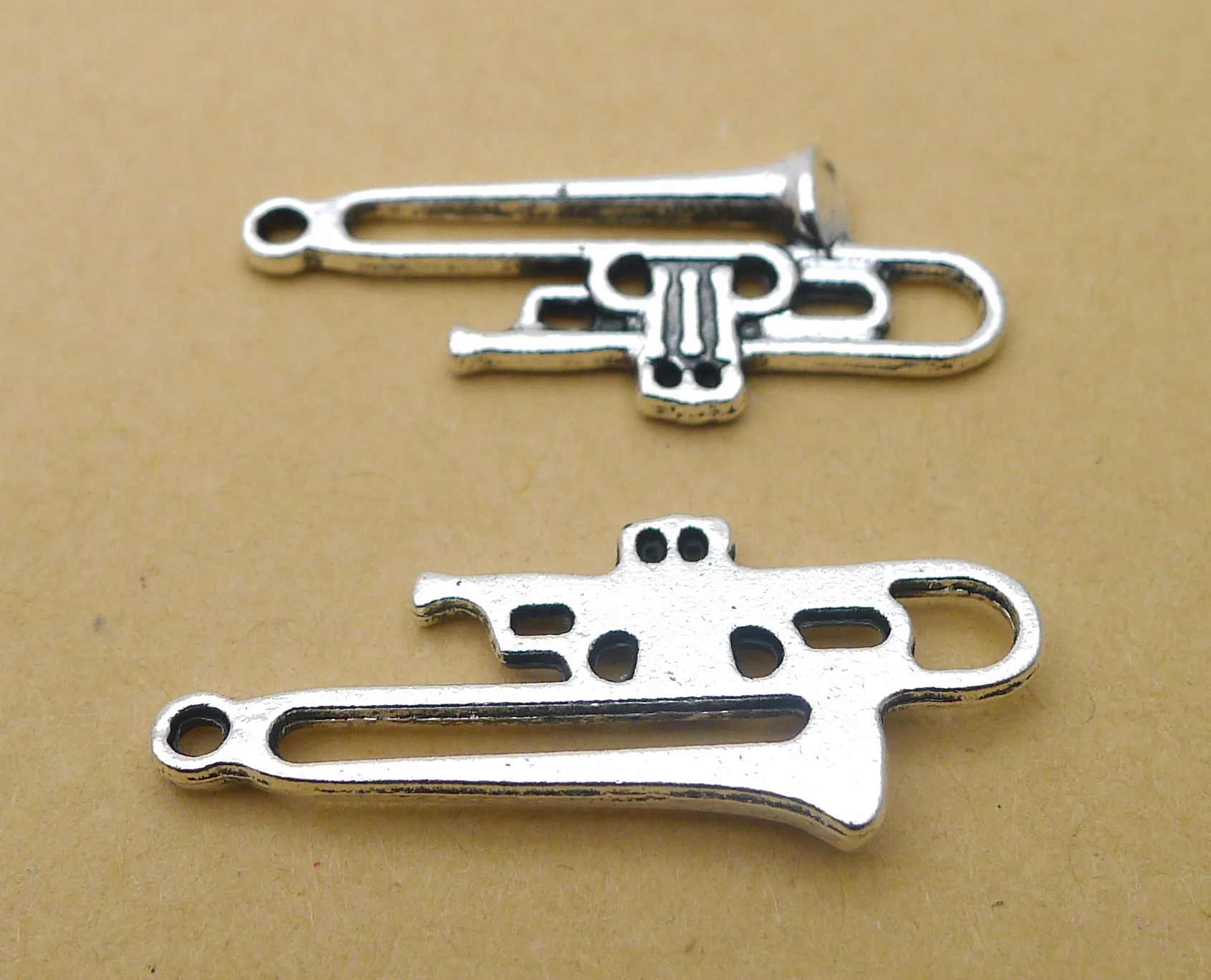 

Charm for making jewelry 10pcs 33x14mm antique silver color trumpet charms