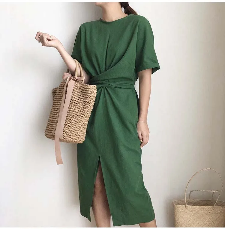 Корейское женское платье с бантом и поясом круглым вырезом коротким