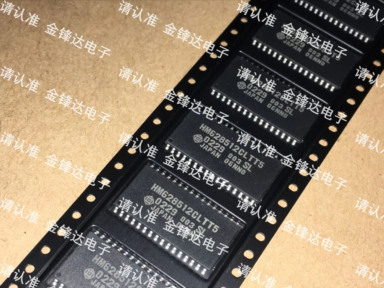 

HM628512BLTT7 / CLTT5 / CLTT7 / ALTT7 / ALTT5 / CLTT5SL