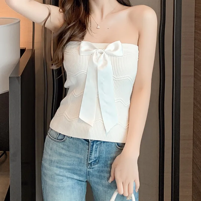 Футболка женская трикотажная без бретелек пикантный укороченный топ с бантом