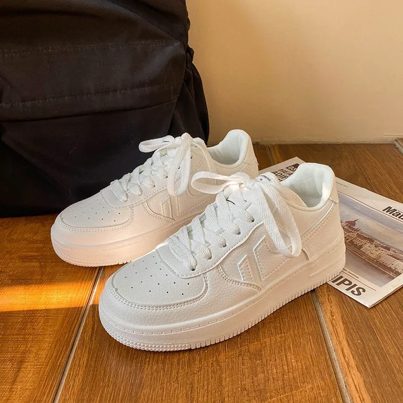 Женские кроссовки на платформе легкие кожаные светильник ссовки шнуровке