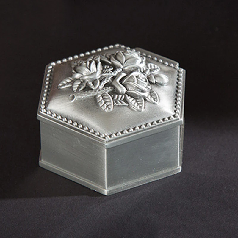 Шкатулка для ювелирных изделий в винтажном стиле форме сердца Классический