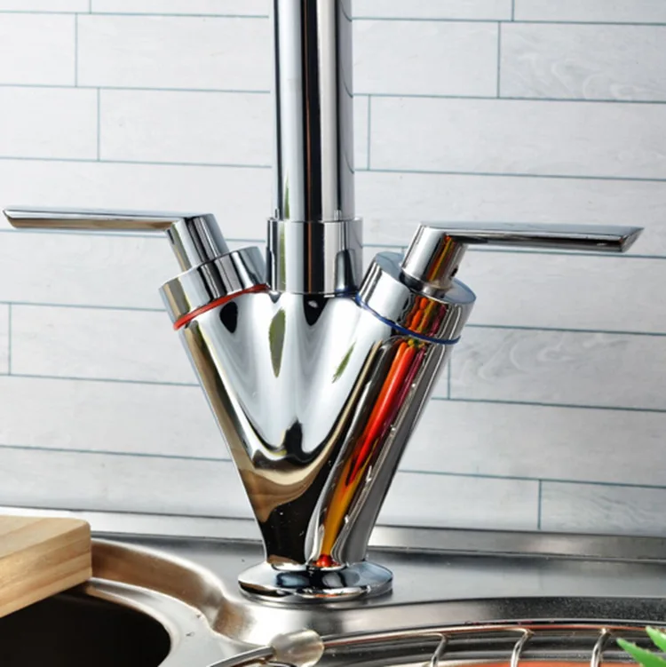 Кухонный смеситель латунный выдвижной кран для холодной и горячей воды одна