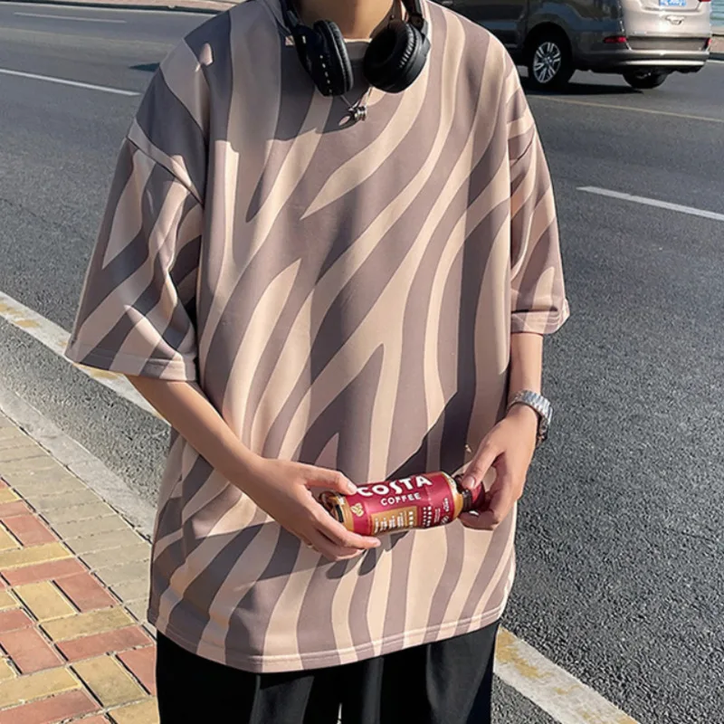 

Summer Striped T-shirt Men's Fashion Retro Casual T Shirt Men Streetwear Korean Loose Hip-hop Short-sleeved Tshirt Mens M-5XL