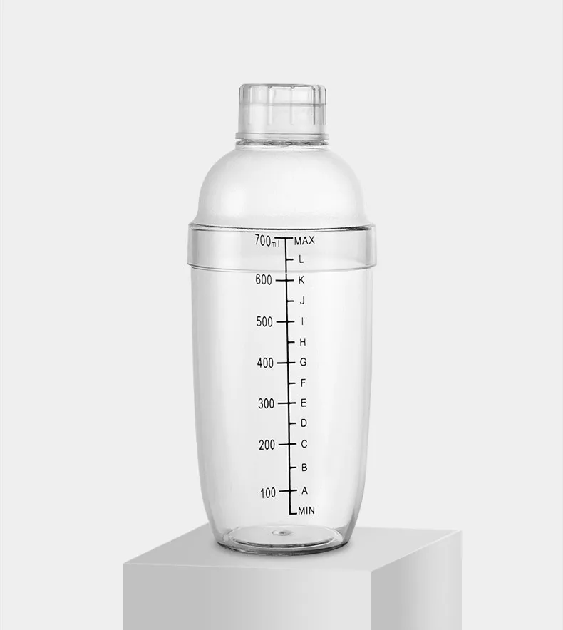 

New Style Transparent Resin Teapot with Scale Milk Tea Plastic Hand Shaker