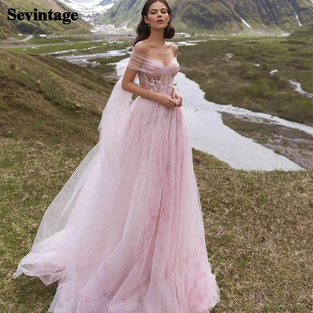 

Платье Свадебное ТРАПЕЦИЕВИДНОЕ с кружевной аппликацией и вышивкой