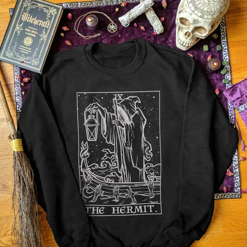 

Свитшот с изображением Таро и карт Hermit, черно-белый свитер с мрачным жнецом, свитшот на Хэллоуин, свитшот с ужасами, свитер в готическом стил...
