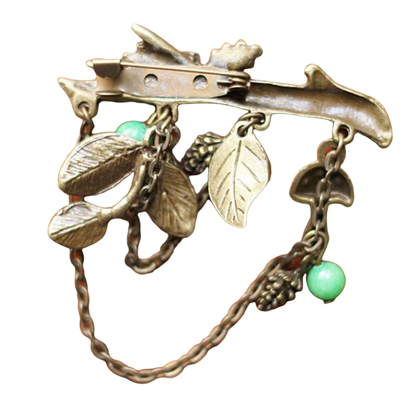 

1PC Vintage Pine Nut Brooch Literary Pine Fruit Corsage Fresh Pinecone Breastpin Decor Handmade Decorative Brooch For Women