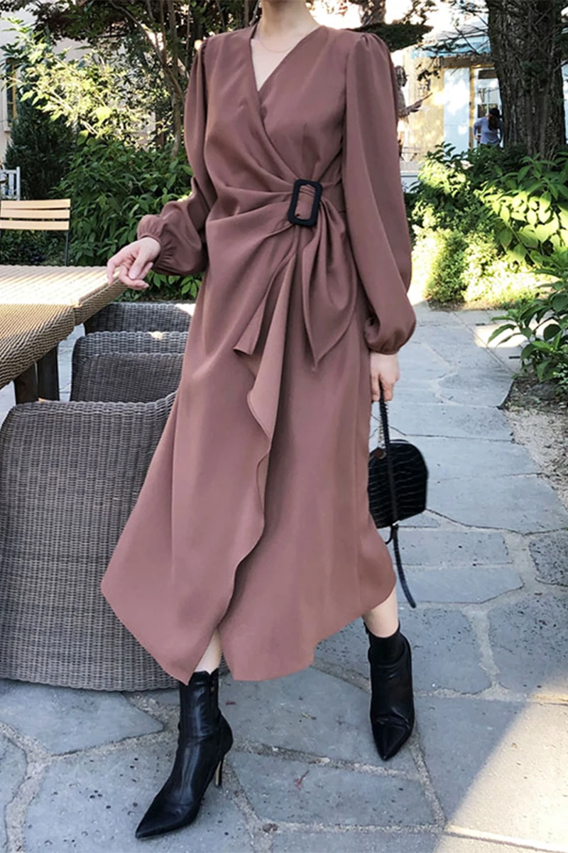 

ZOSOL Korean-Style Retro Elegant V-neck Cross-Side Lace-up Non-Mainstream Waist Hugging Irregular Dress for Chic Thin & Long