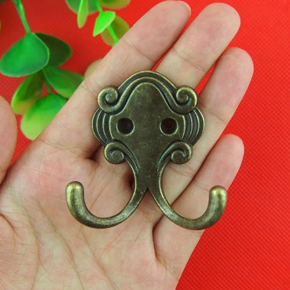 

5Pcs/Pack Retro Zinc Alloy Double Prongs Clothes Coat Bronze Robe Purse Bag Hook Antique Hanger Hat Q9M1