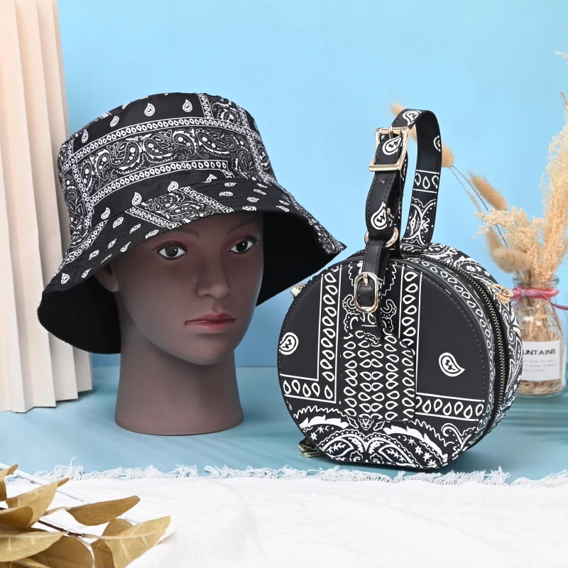 

Round Fashion Shoulder Bag Crossbody Bag purses and handbags luxury designer for Women PU Chain Cashew Flower Lady Bandana Bags