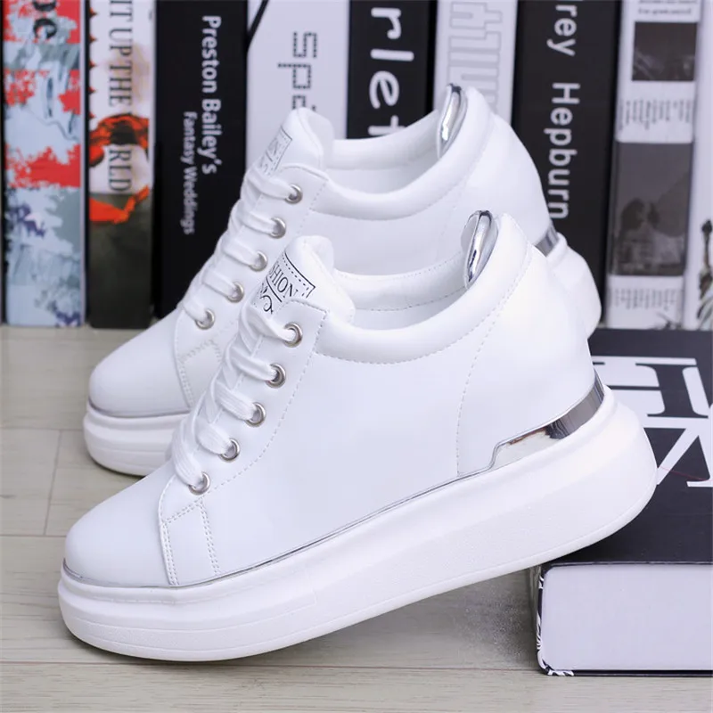 Женские кроссовки QWEDF со скрытым каблуком кожаные туфли на платформе обувь