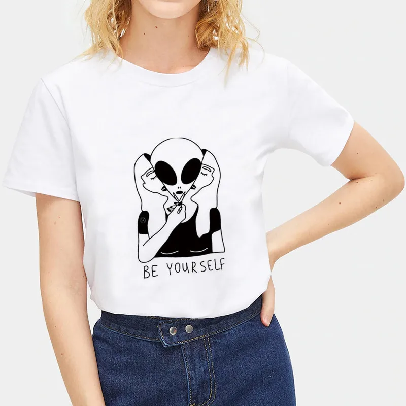 

Focal20 Women Alien Printed T-shirts Short Sleeve Basic Fashion Lady T Shirts Tees Casual Crew Neck Summer Female T Shirt Tops