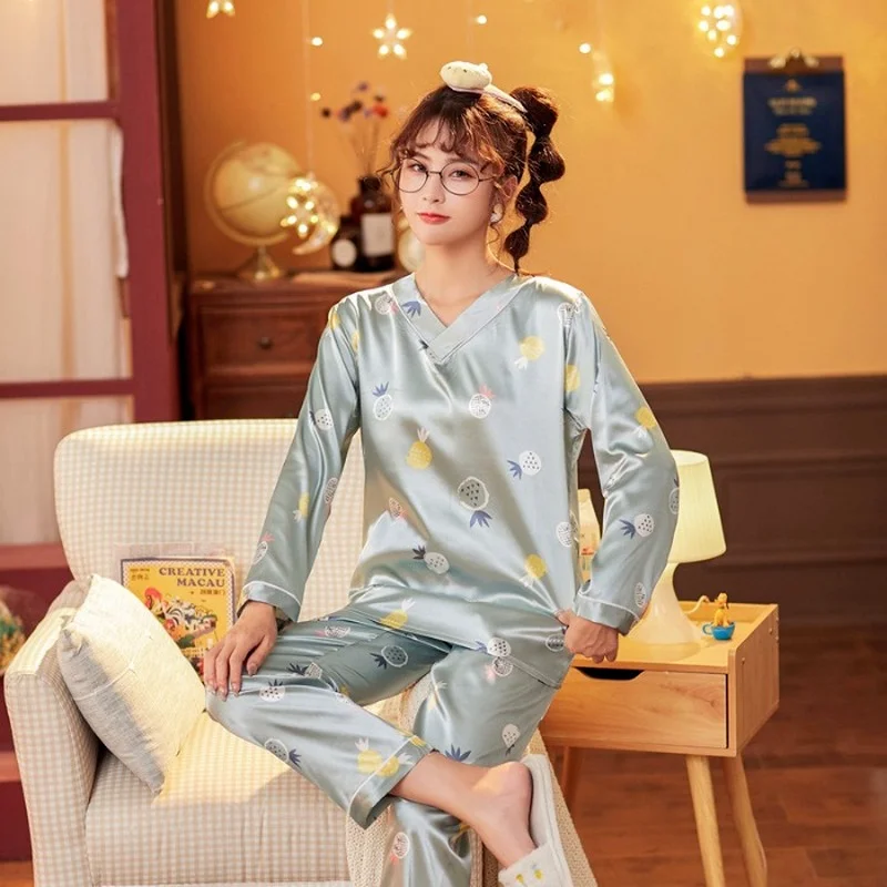 

Ice Silk Pajamas for Women Cartoon Long-sleeved Pyjamas Strawberry Pajamas Suit Loose Sweet Home Service Plus Size Lingere